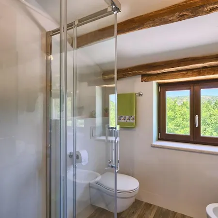 Authentic Banic Ливаде