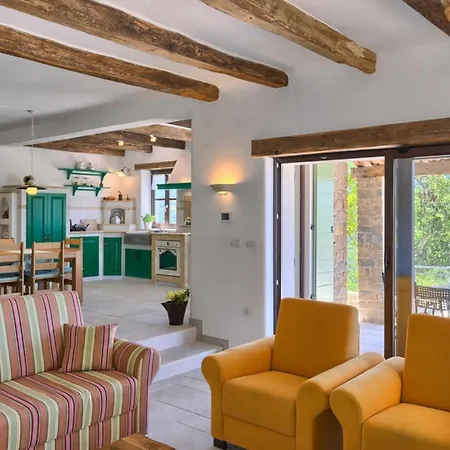 Villa Authentic Banic *