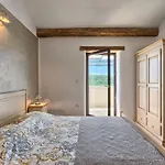 Authentic Banic Villa Livade