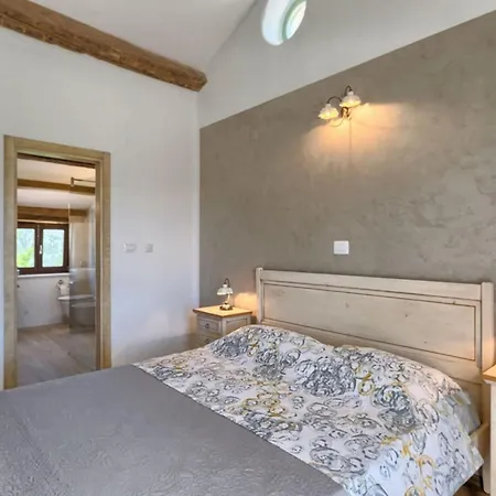 Villa Authentic Banic Livade