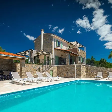 Authentic Banic Villa Livade