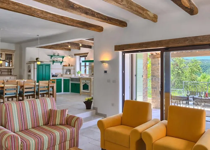 Villa Authentic Banic *