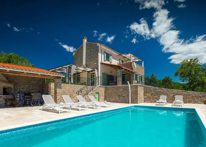 Authentic Banic Villa Livade