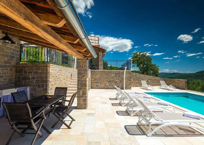 Villa Authentic Banic