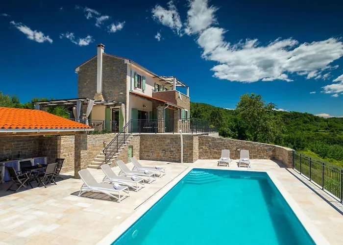 Villa Authentic Banic